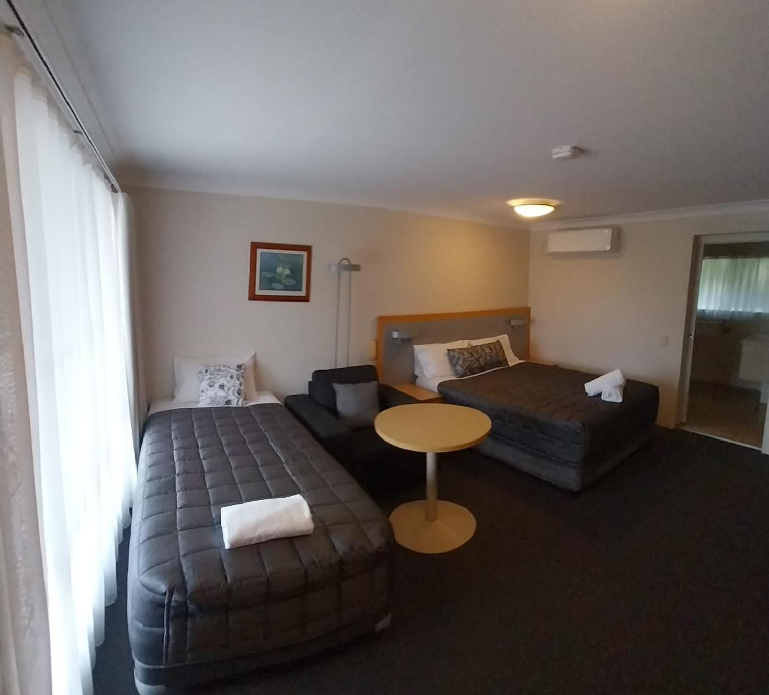 George Bass Motor Inn Nowra Εξωτερικό φωτογραφία